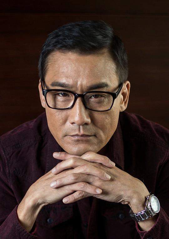 梁家辉