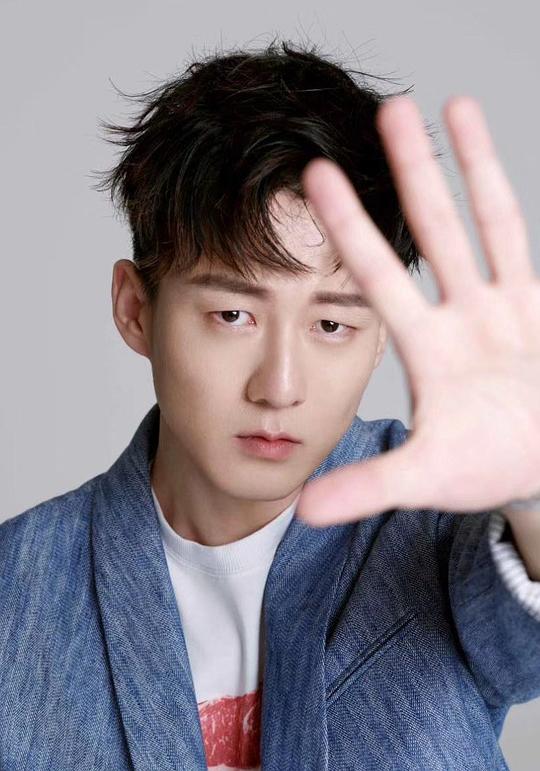 杨添明