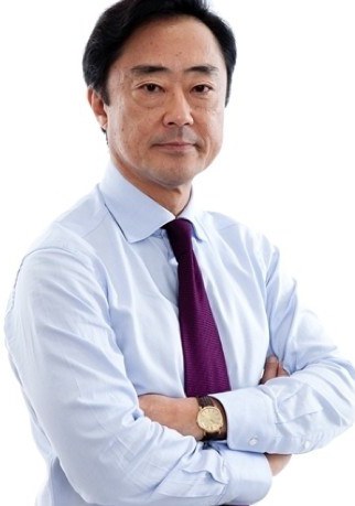查尔斯&middot;西川