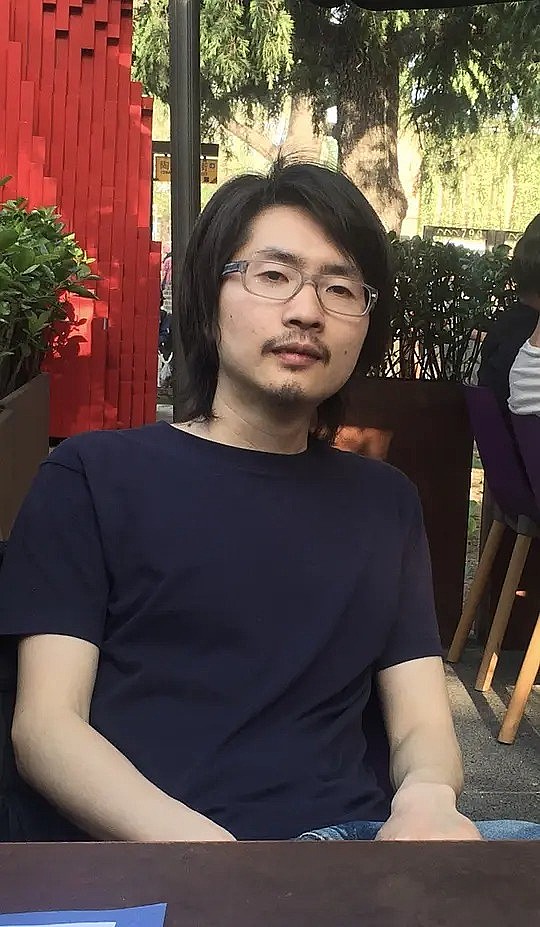 周文操