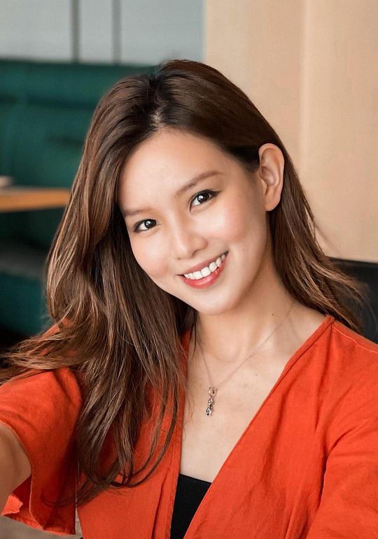 张筠