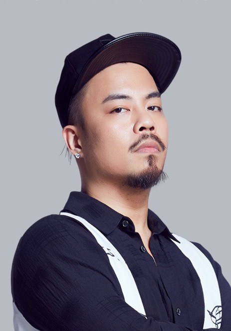 王威登