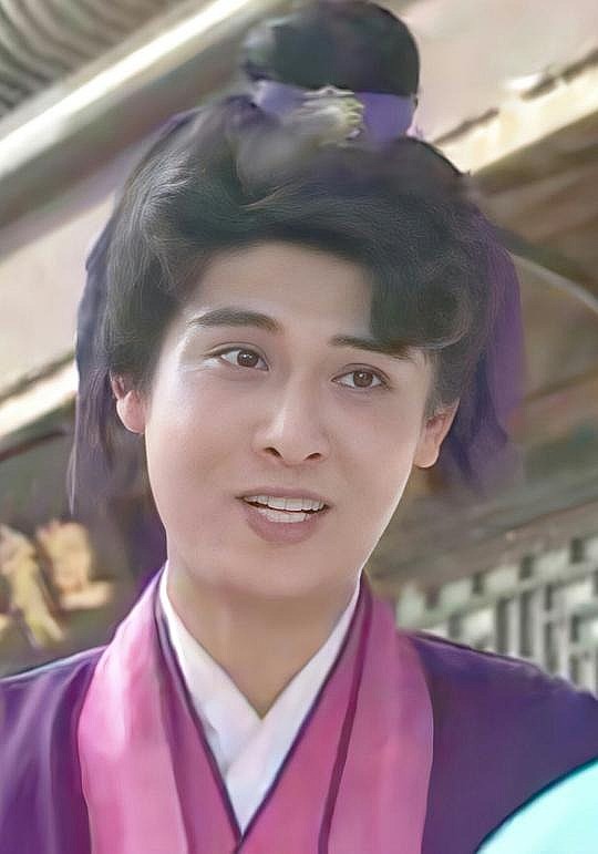 李秉桦