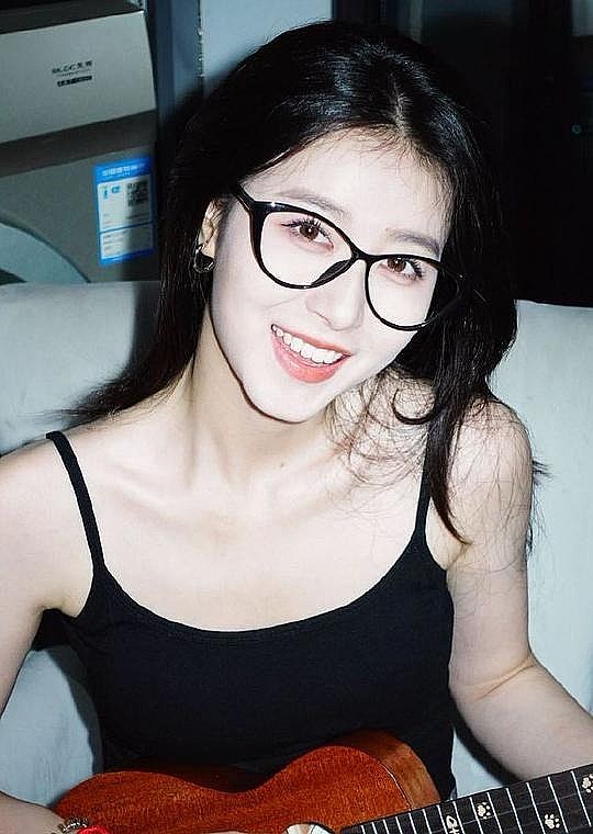 魏灵尧