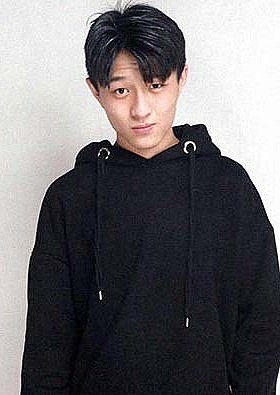 白英伟
