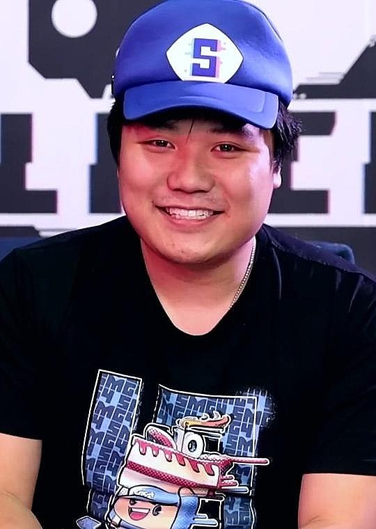卢克&middot;勒德维希卡古尔