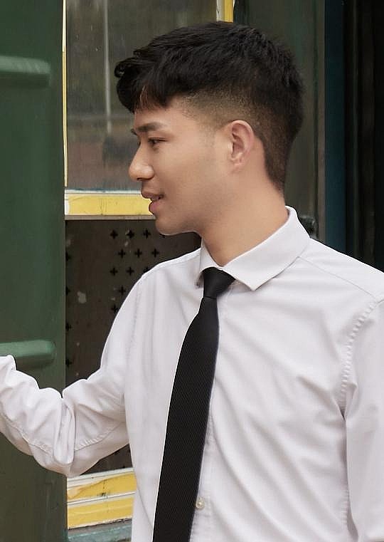 龙伟平