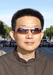 郝建