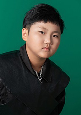 代严战
