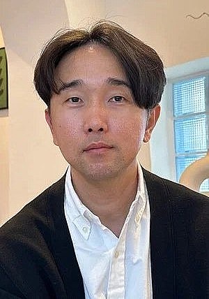 李东建
