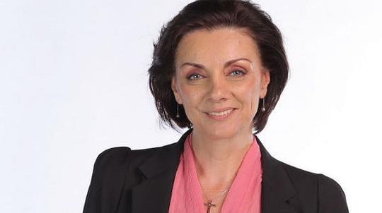 卡门&middot;塔纳斯