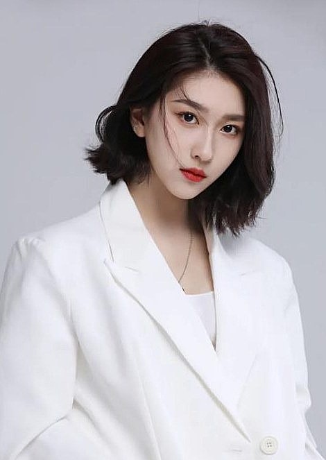 佟羲语