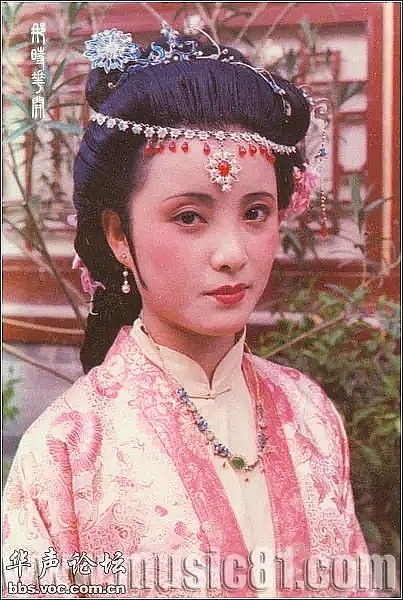 夏丽蓉