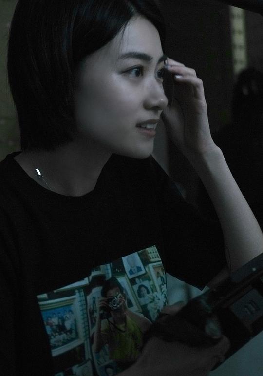 钟鸿鍦