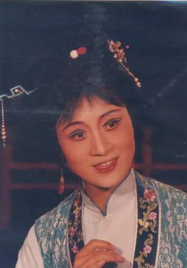 盛建丽