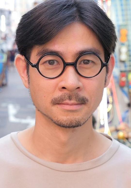 黄修平