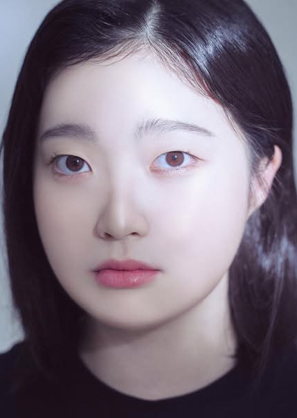 姜彩允