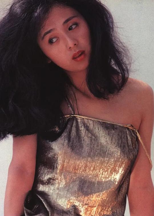 朝加真由美