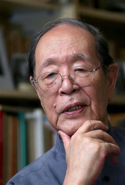 莲实重彦