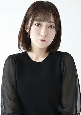 石飞惠里花