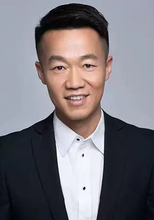 王飞