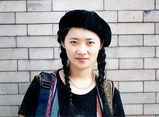 田卉群