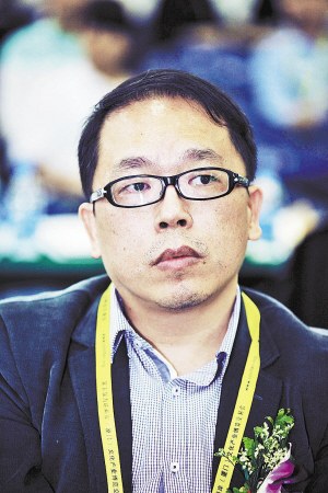 史明辉
