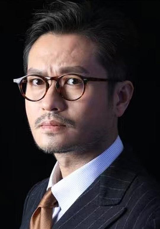 胡宇