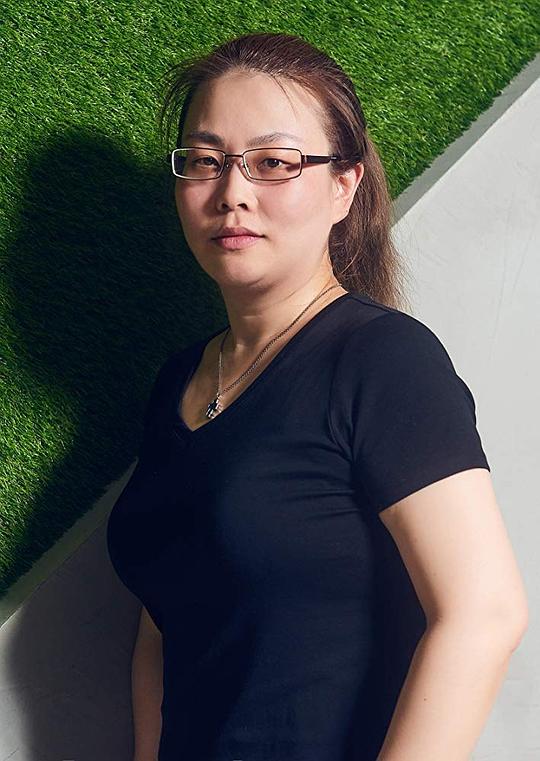 张庭翡