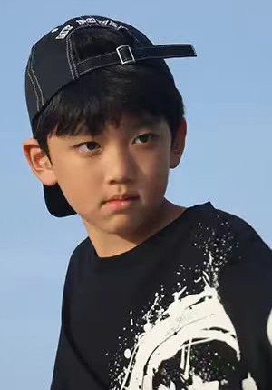 朱佳骏祺