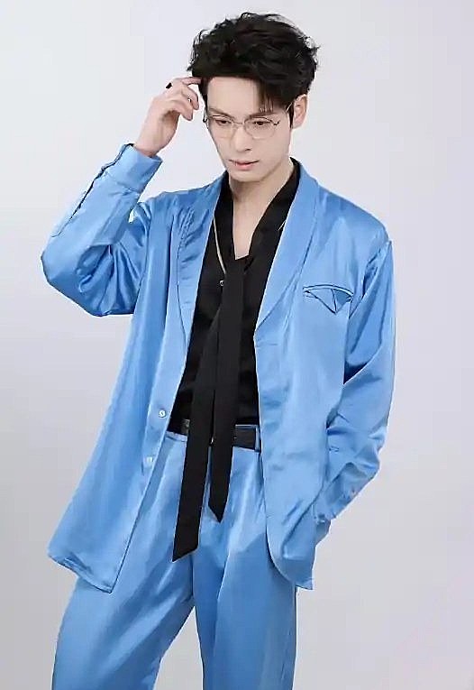 刘叁肆