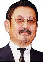 中村嘉葎雄