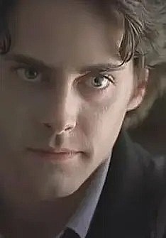 亚当&middot;坎夫曼