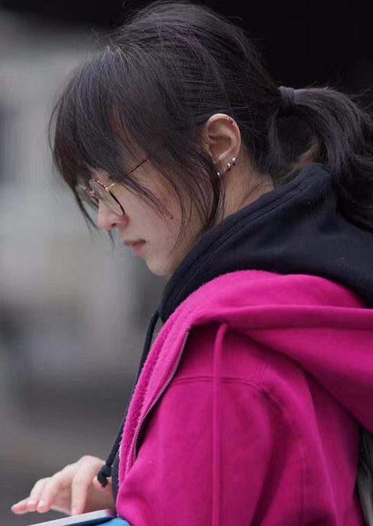 露真华