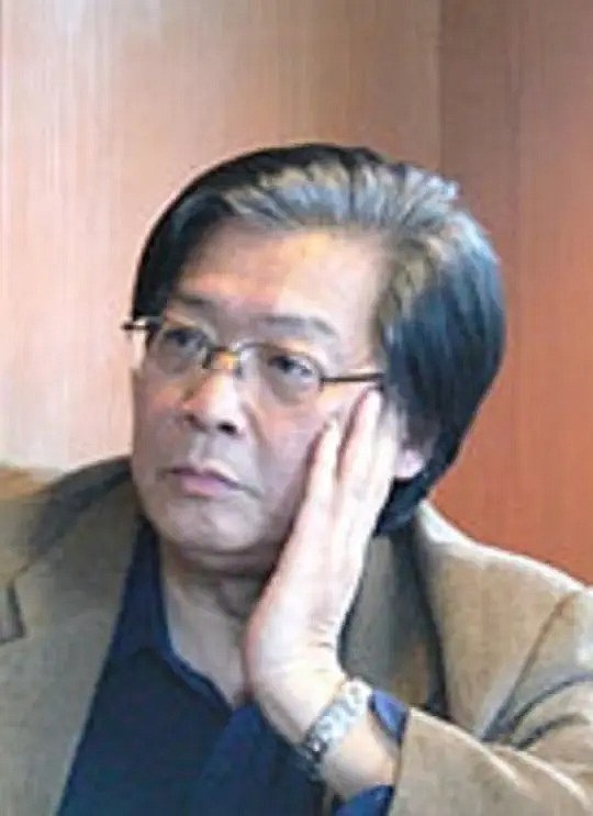 周寰