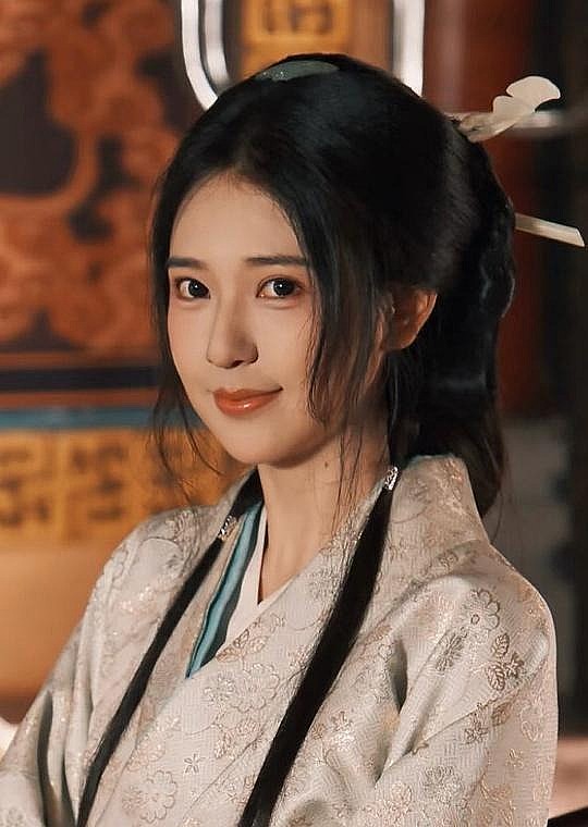 胡家荣