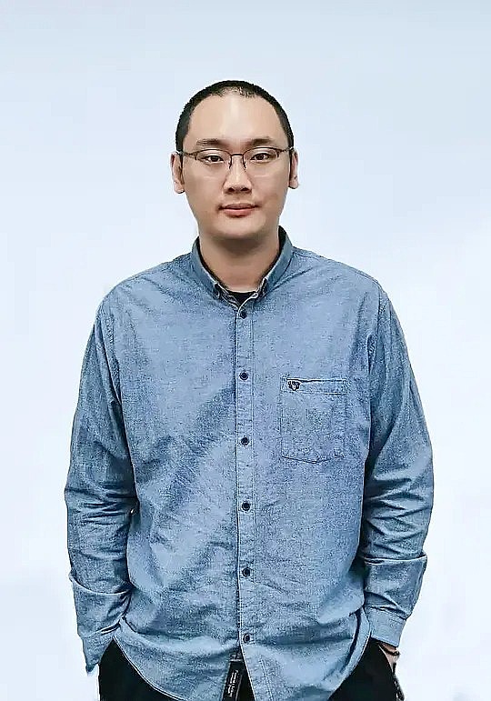 柏宁